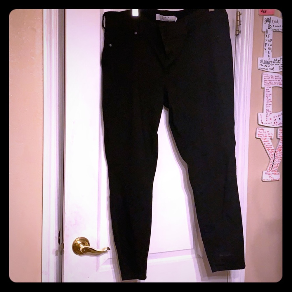 Black jeggings
